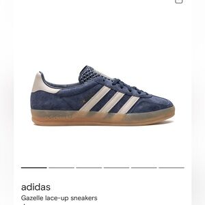 Like new! Navy Gazelle Shoes/sneakers! Size 7! Sold out style!